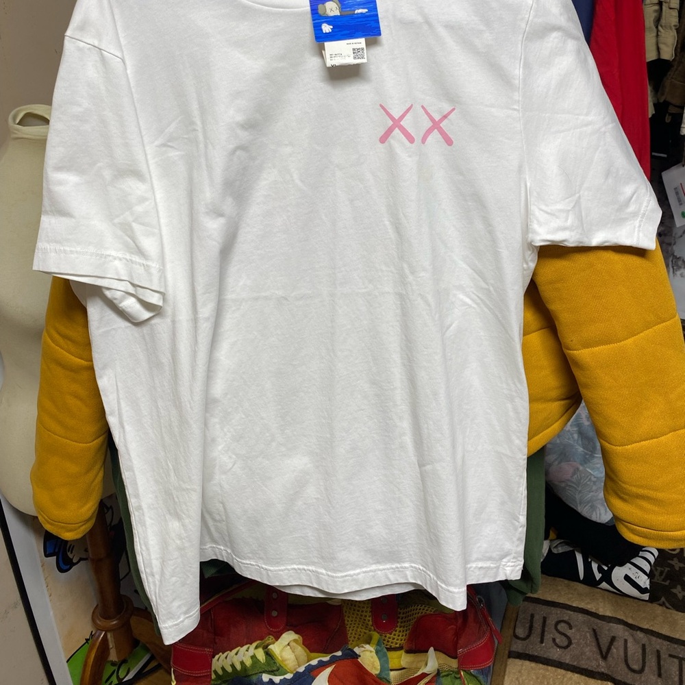 Kaws tshirt new with tags size xl